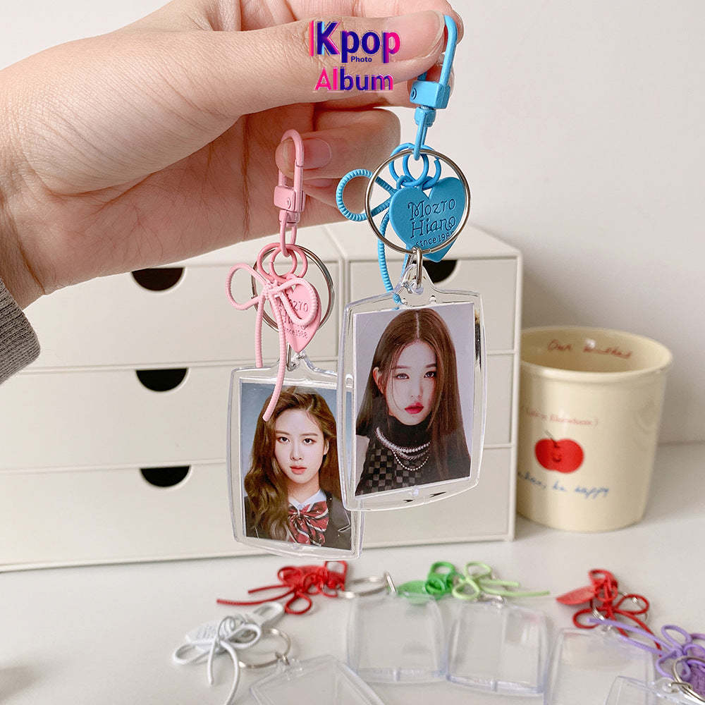 Transparent acrylic love bow keychain pendant can be placed, ID photo, big head sticker, photo frame, star chasing pendant, female.