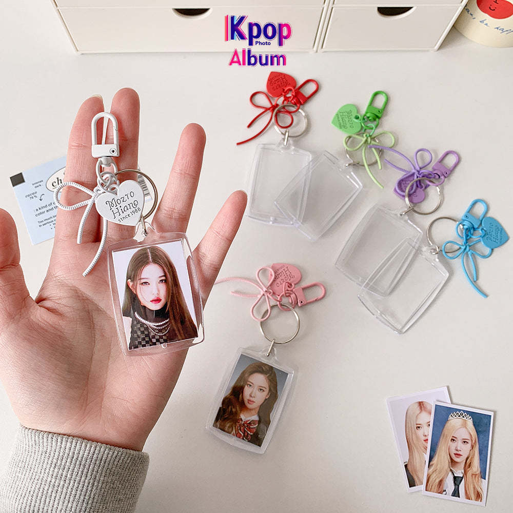 Transparent acrylic love bow keychain pendant can be placed, ID photo, big head sticker, photo frame, star chasing pendant, female.
